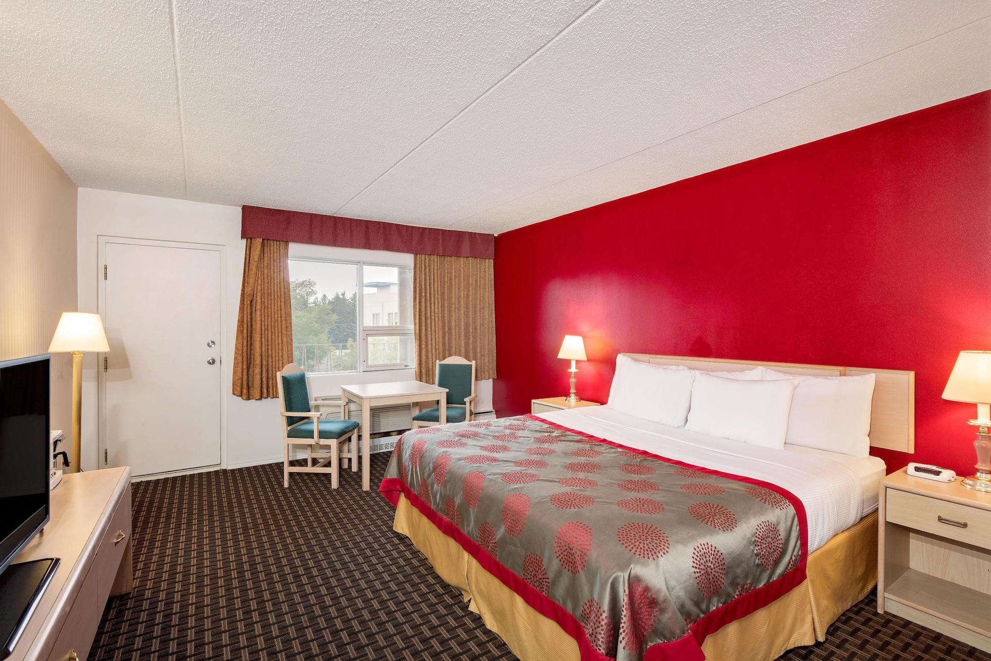 Ramada Limited 2*