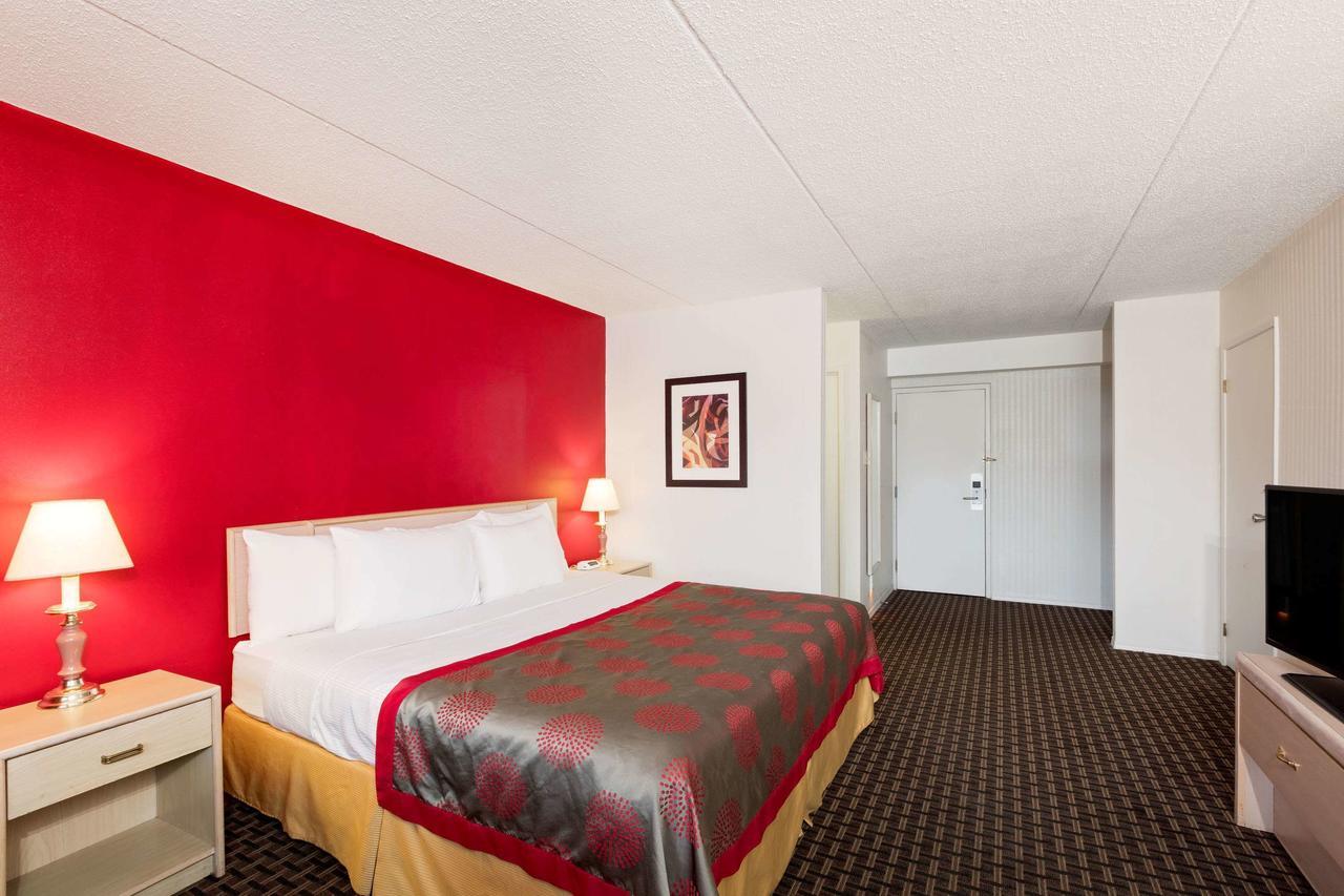 Ramada Limited Hotel 2*