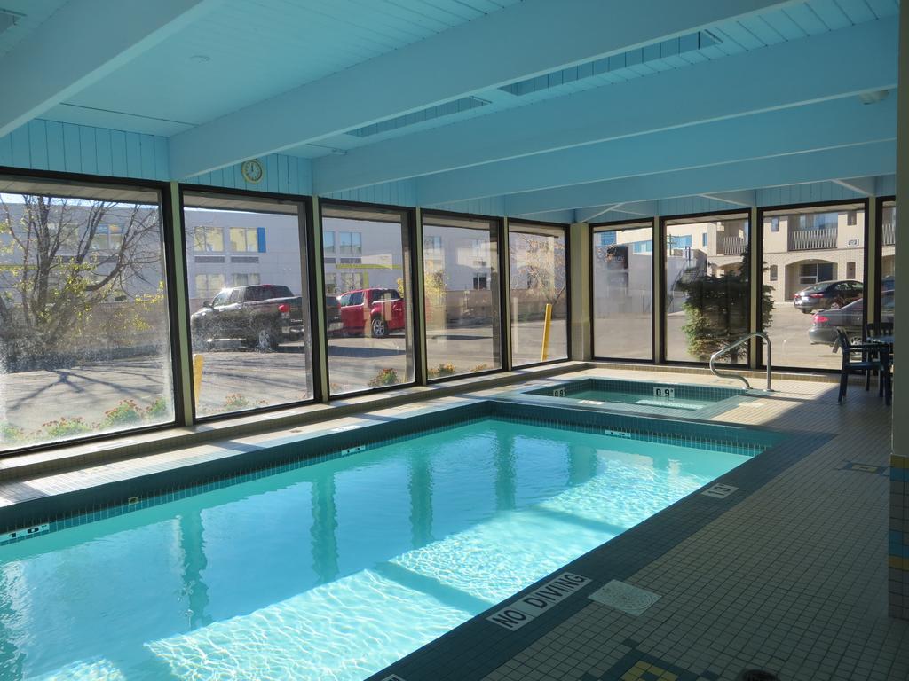 Ramada Limited 2* Calgary